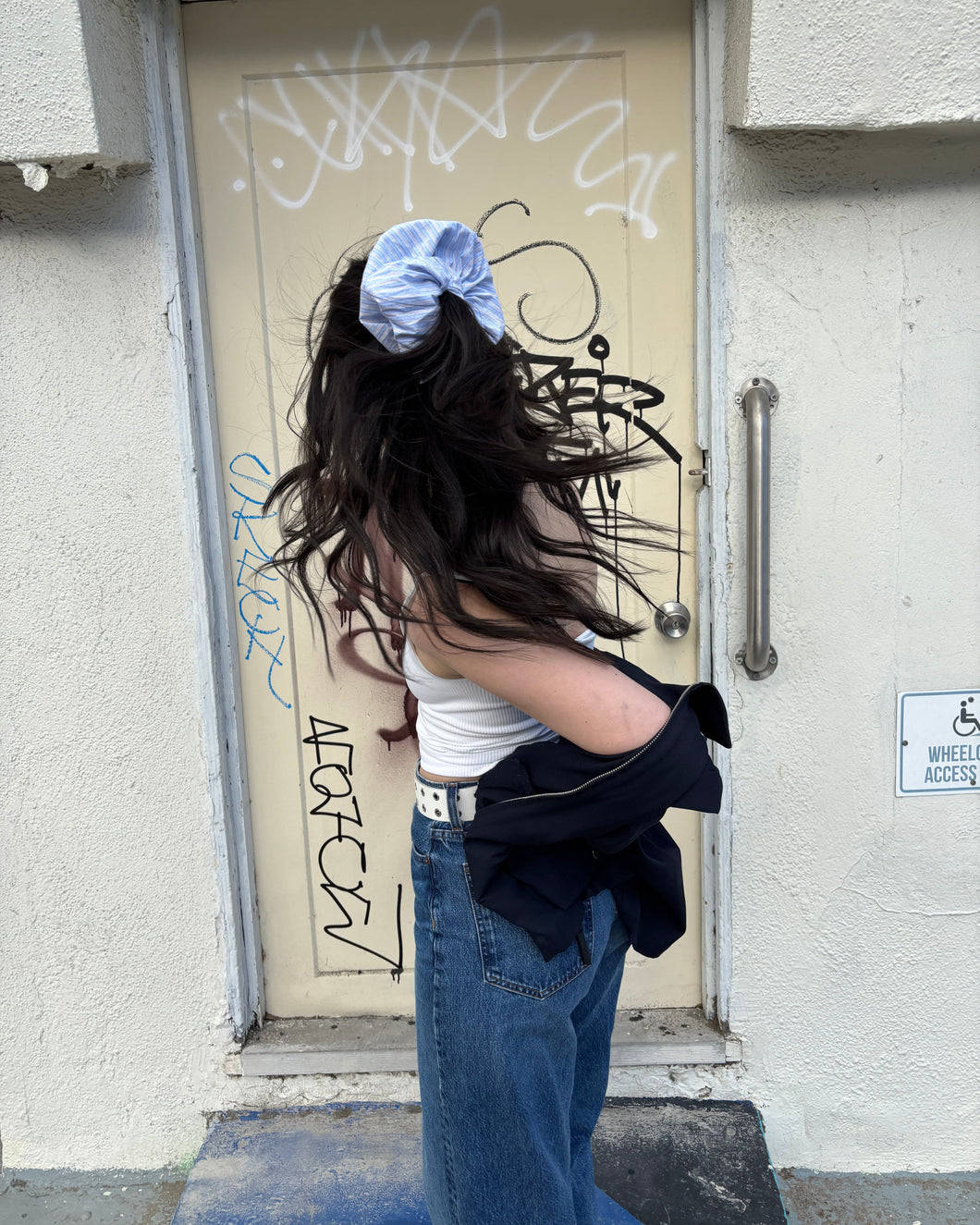 Sticky Scrunchie