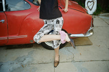 Load image into Gallery viewer, Sticky Scrunchie
